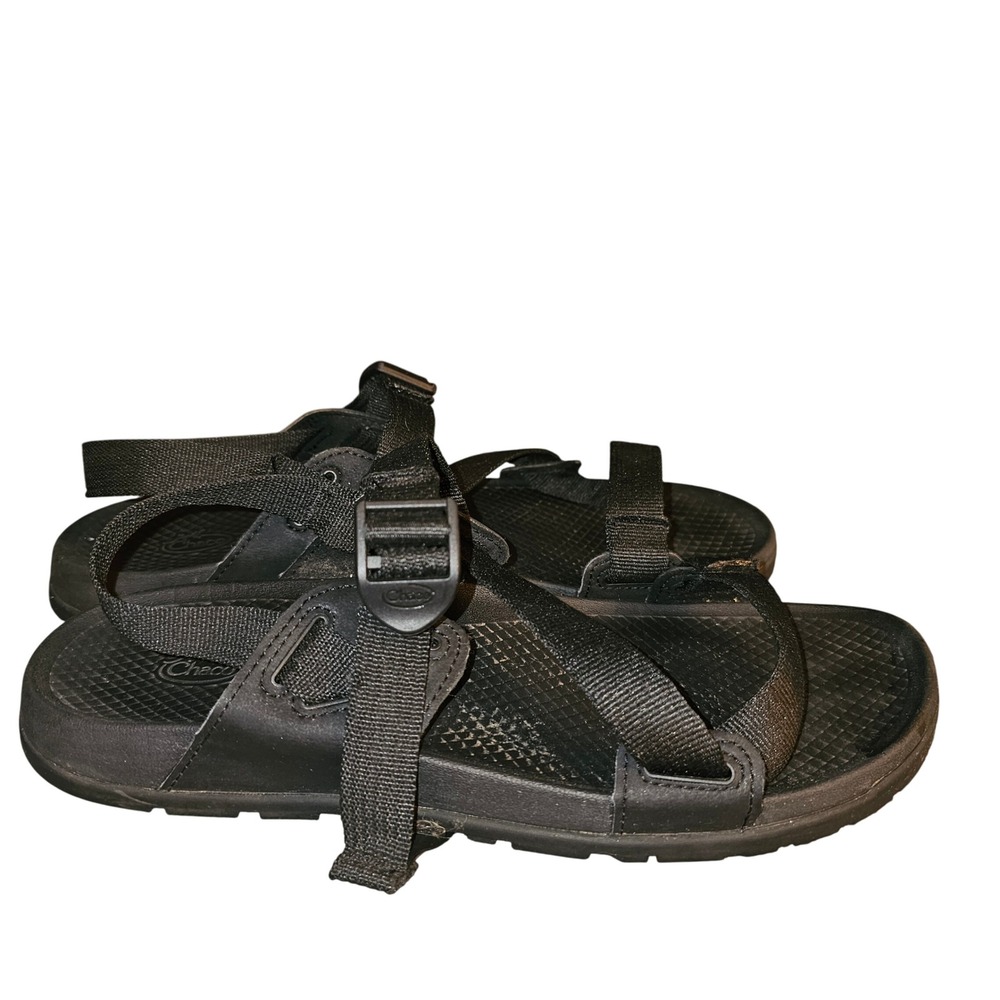 Chaco Sandals‎ Women's 9 Black Strappy Adjustable Sporty Comfortable Water Shoes